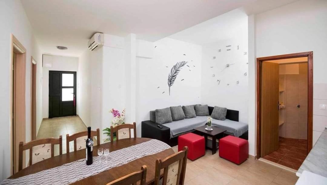 Apartmani Ivica Martic Duće Zewnętrze zdjęcie